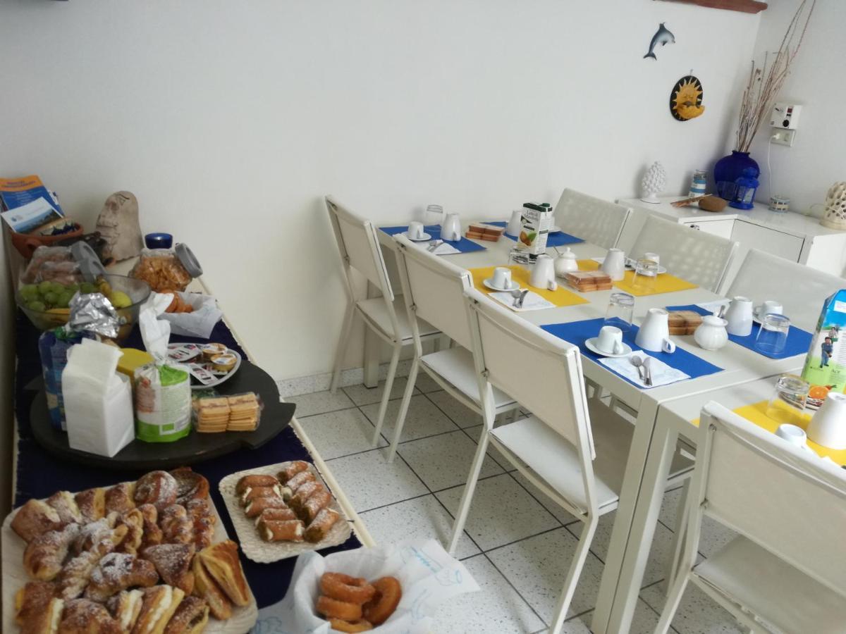 Mediterranea Guesthouse B&B Portopalo Di Capo Passero ภายนอก รูปภาพ